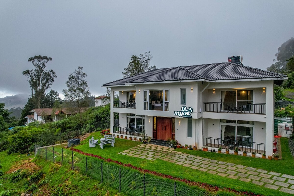 Private Villa Hill top Valley view Families - Tap to explore photos
