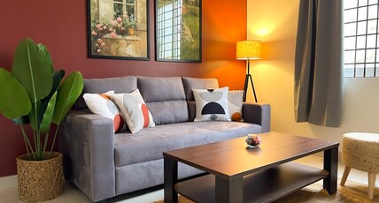 Kalyan Nagar 1 & 2 BHK Serviced Apartments with Balcony & Parking | Unreal Living Room Type - Spacious 1 BHK Apartment - 103
