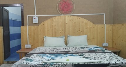 Tirthan River Front Homestay Room Type - Standard Room