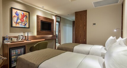 Holiday Inn ANTALYA - LARA Room Type - 2 Twin Standard Mediterranean Sea View