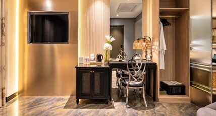 A&EM Ben Thanh Hotel Room Type - Executive Double Room - Afternoon Tea A&EM Ben Thanh Hotel Room Type - Executive Double Room - Afternoon Tea