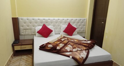 Hotel Vinayak Inn Room Type - Budget Double room