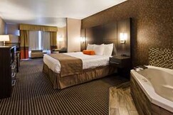 Best Western Plus Rama Inn & Suites