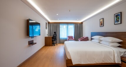 Lilac Hotels Guruvayur Room Type - Family Suite