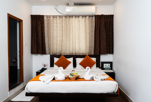 HOTEL SCARLET