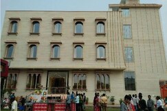 The Naruka Pride Hotel & Paradise, Gangapur City