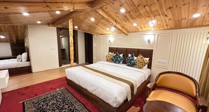 The Riviera Hotel Room Type - Family Room