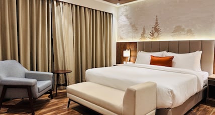 Best Western Matra Kasauli Room Type - Non Smoking King Bed Executive Suite