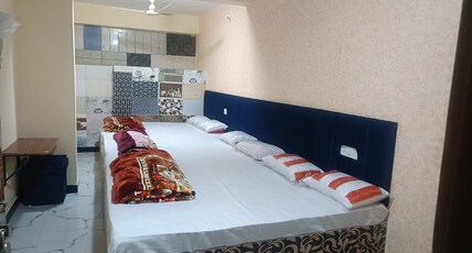 Welcome Guest House Room Type - Deluxe Quadruple Room