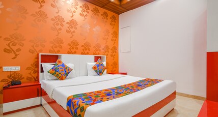 Fabhotel Dream Paradise Room Type - Deluxe Room