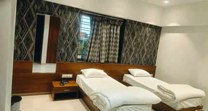 Hotel DRC Devi Prasad Room Type - Deluxe room- AC