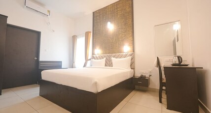 ATS Gateway Hotel Room Type - Premium Rooms