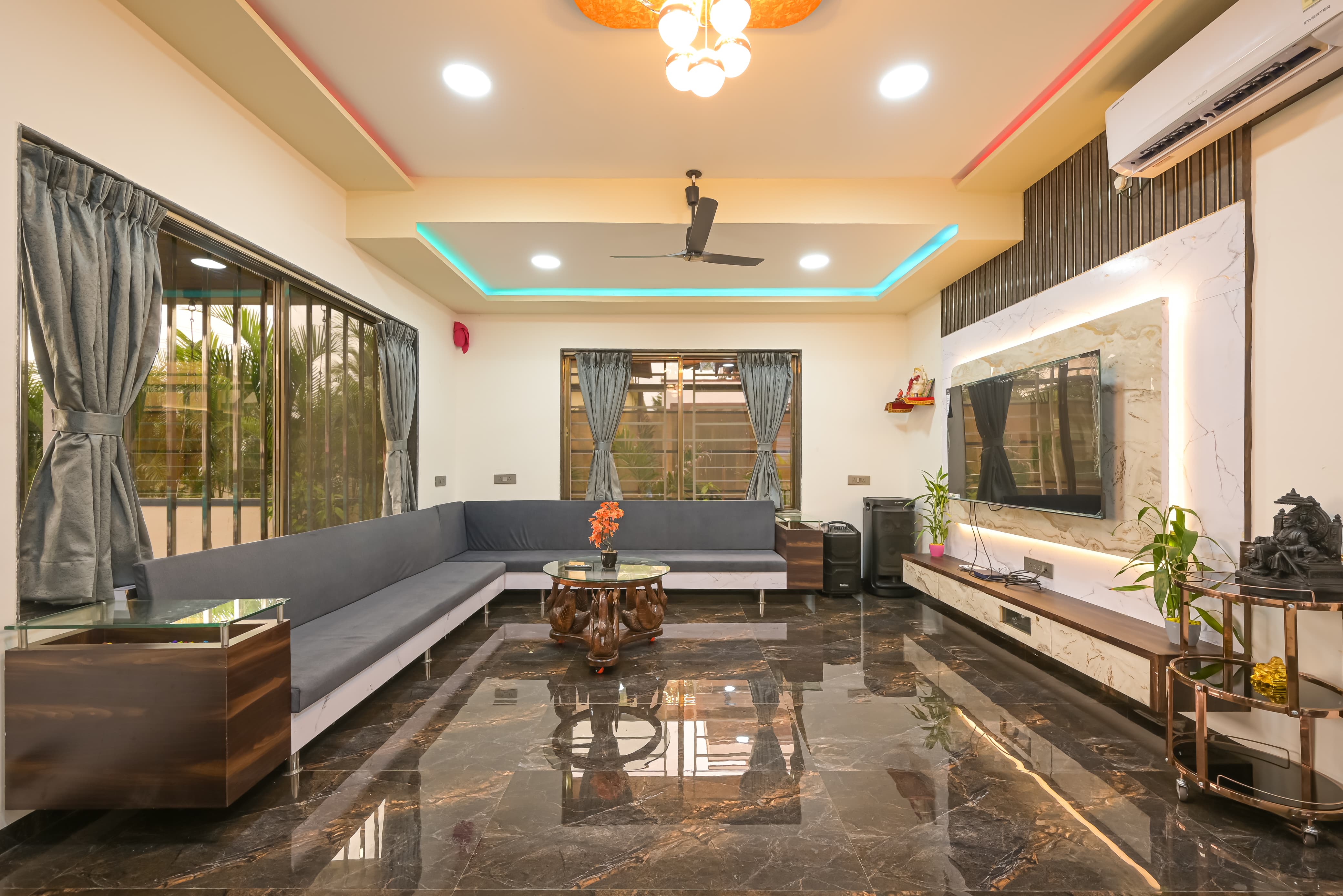 Diamond 4BHk villa with Pvt Pool - Tap to explore photos
