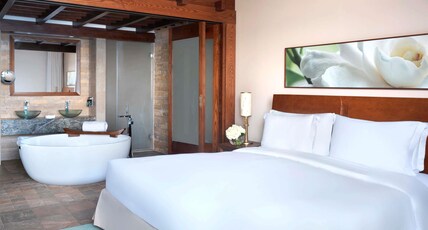 Sofitel Dubai The Palm, Resort and Spa Room Type - FAMILY ONE BEDROOM APARTMENT RESORT VIEW, 1 king bed and 1 sofa bed, Fully-equipped Kitchen