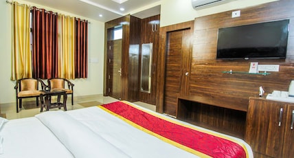 Hotel SS Grand Room Type - SUPERIOR ROOM Hotel SS Grand Room Type - SUPERIOR ROOM