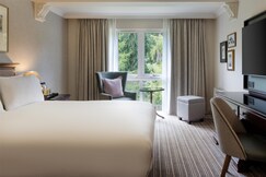 DoubleTree by Hilton Cheltenham
