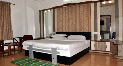 Hotel Lifestyle Room Type - EXECUTIVE ROYAL ROOM