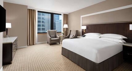 Hilton Indianapolis Hotel & Suites Room Type - 1K MOB HEAR MOB ACC RI-SHW