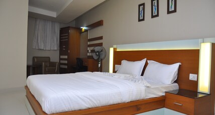 Elite Park Room Type - Double Deluxe Non AC