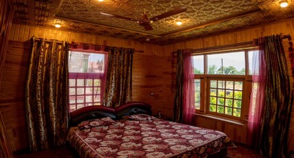 Immee Homestay Room Type - Deluxe Room