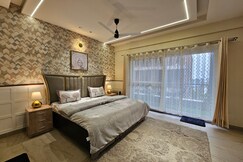 The Barrum   Cozy 1BHK Apartment in Kuthal Gate