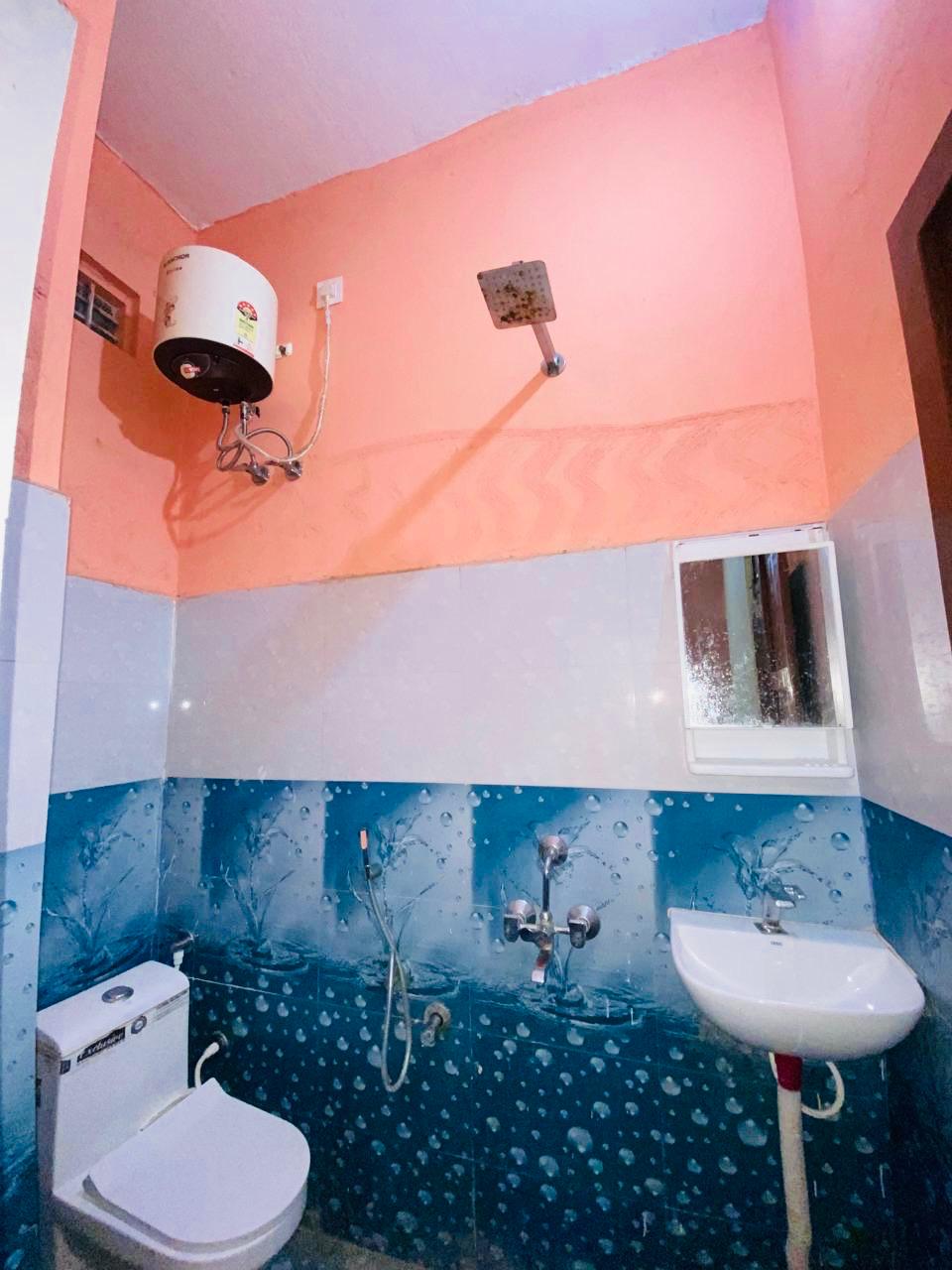 Cohouse Guest House - Tap to explore photos
