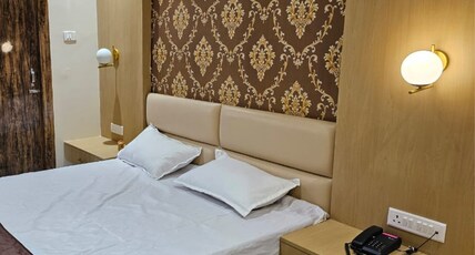 HOTEL ICON Room Type - Double Deluxe with Balcony