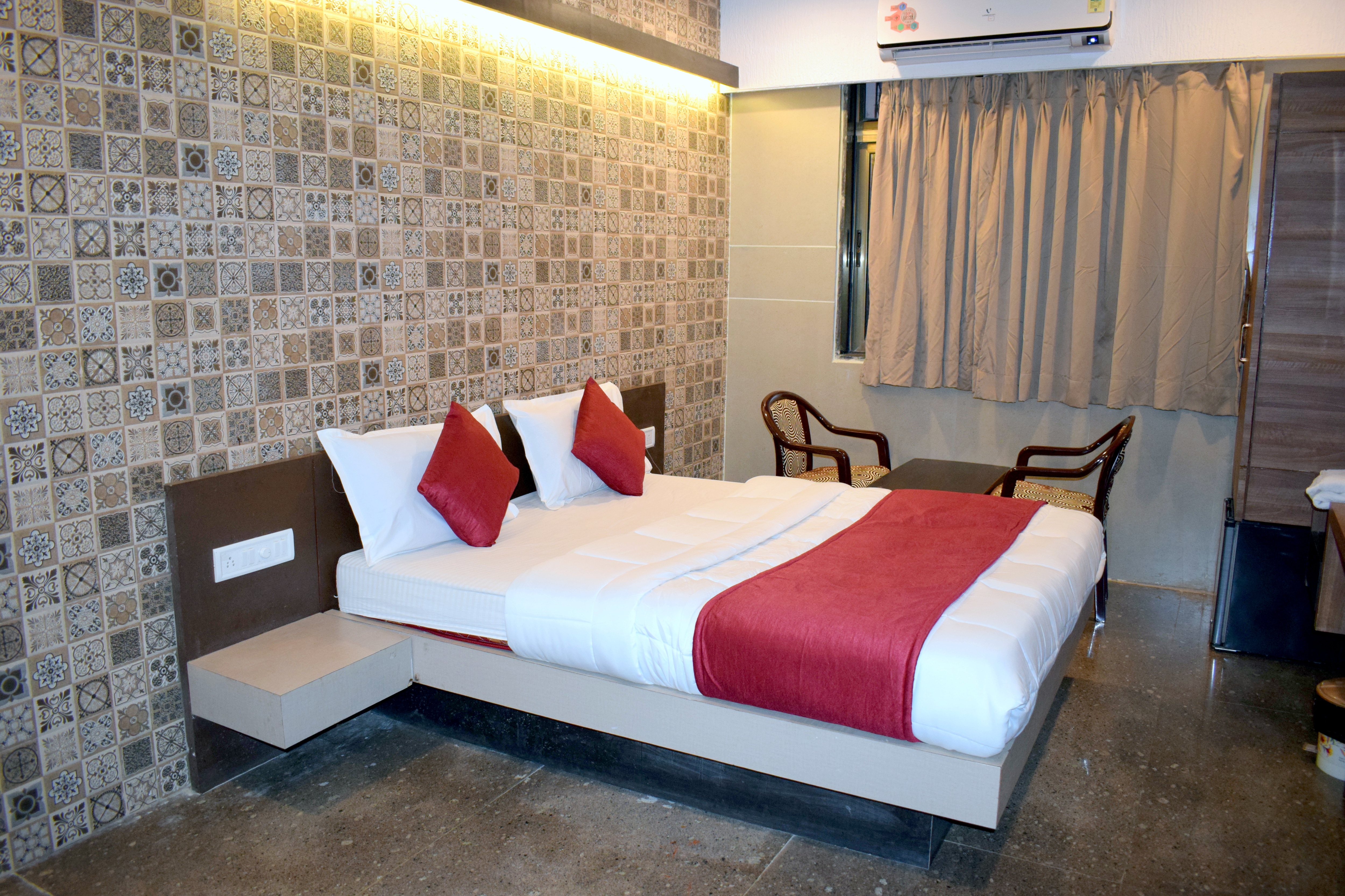 Hotel Kansar Palace by Sky Stays - Tap to explore photos