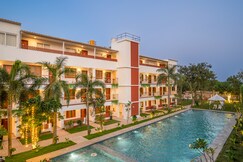 Madras Chronicle Bay Resort & Spa