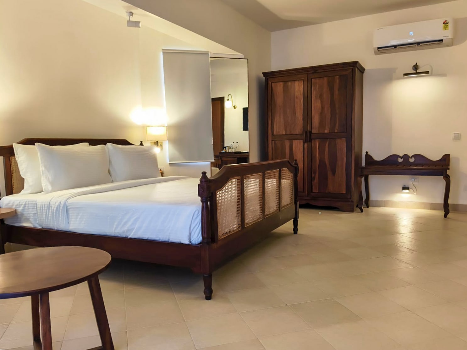 Amritara Serenity - Tap to explore photos