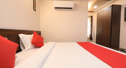 Vizag Grand Hotel - RTC Complex, Visakhapatnam Room Type - Deluxe Room