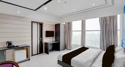 Palette A Lux Corporate Townhouse Near 3 Minutes Kaushambi Metro Station Room Type - Classic