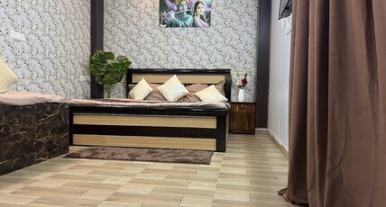 Voyzen Sthal Premium 1BHK Near Prem Mandir Room Type - Voyzen Sthal Premium 1BHK Near Prem Mandir