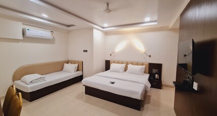 Elegance Inn Room Type - Suite Room