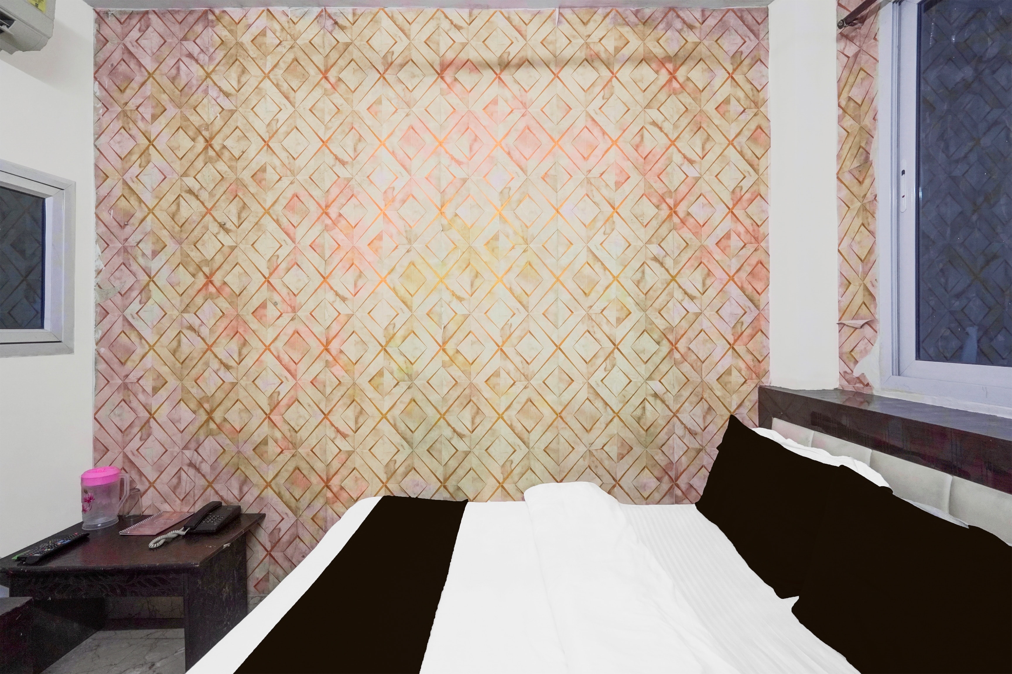 Hotel O Preet Guest House - Tap to explore photos