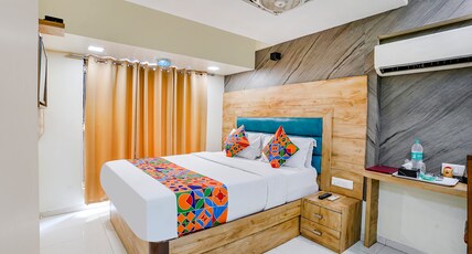 FabHotel Amber Crop Inn Room Type - Deluxe Room