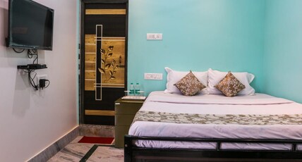 RK GUEST HOUSE Room Type - DELUXE AC ROOM