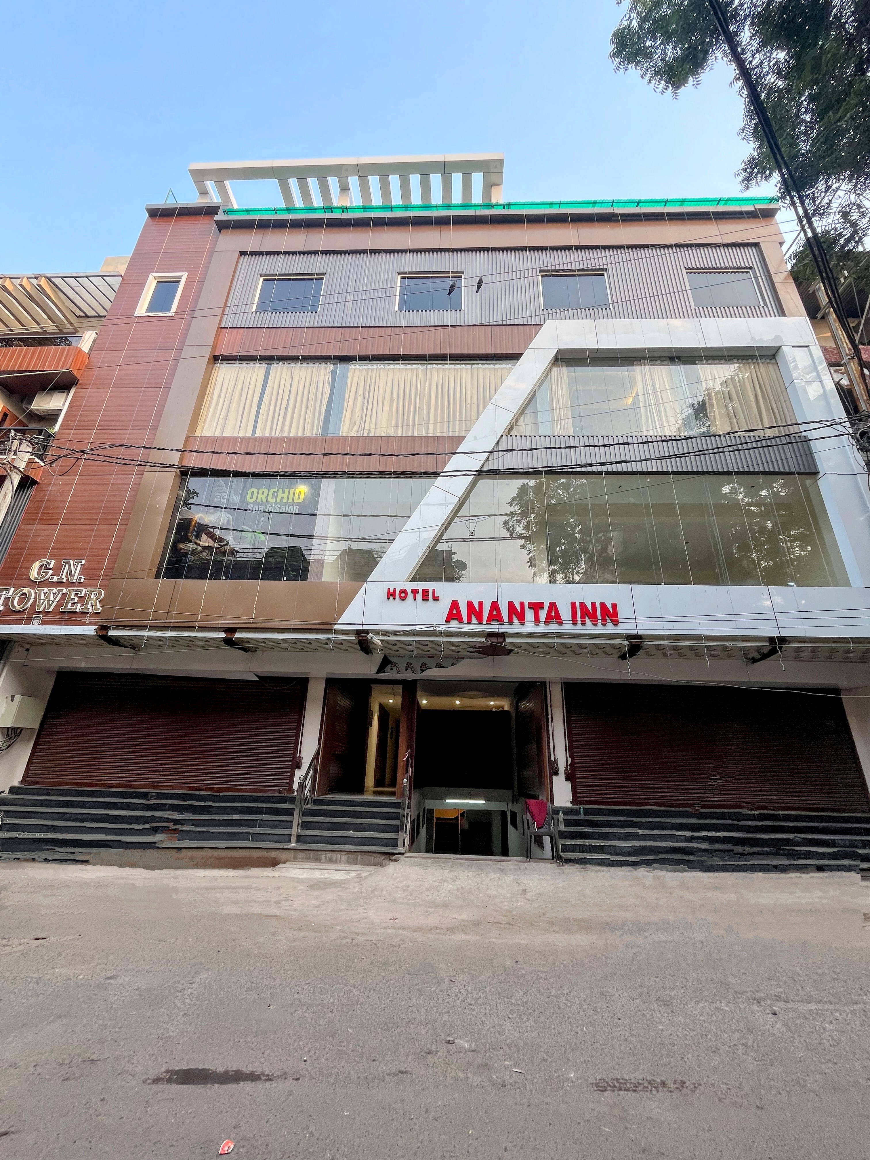 TRPOTELS The Ananta Inn @ Near Old High Court - Tap to explore photos