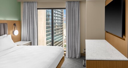 Embassy Suites San Antonio Riverwalk Downtown Hotel Room Type - 2BR 2 BATH STE RIVERVIEW