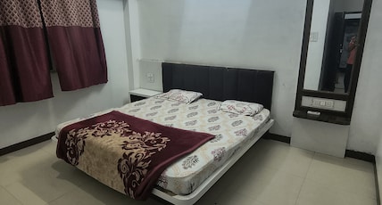 Hotel Shri Gajanan Room Type - Double bedded AC Hotel Shri Gajanan Room Type - Double bedded AC