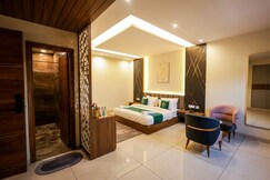 Hotel Hardik Palace
