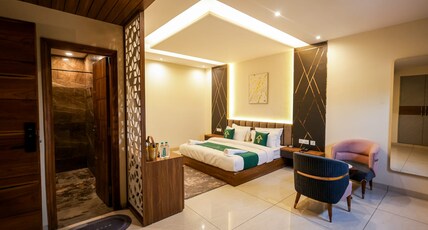 Hotel Hardik Palace Room Type - Elite Room