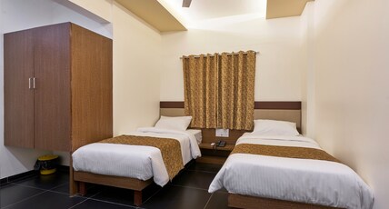 Hotel Metro Room Type - Twin Bed Non AC
