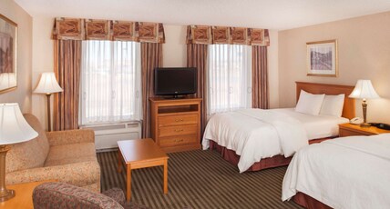 Hampton Inn & Suites by Hilton Addison Room Type - 2 QNS STUDIO SUITE NONSMOK