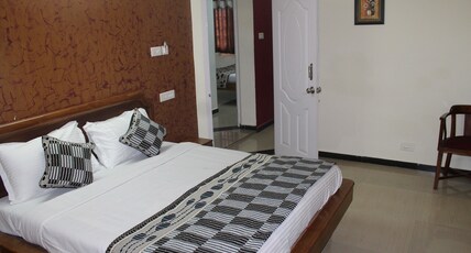 Glen Park Inn Room Type - 3 Bedroom Cottages (3 BHK Villa Preferred for 3 family stay)