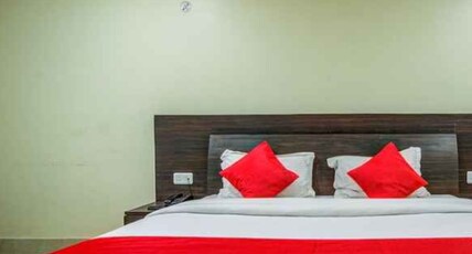 Hotel Sumandeep Room Type - Super Deluxe AC Room