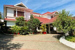 Chandana Royal Resort