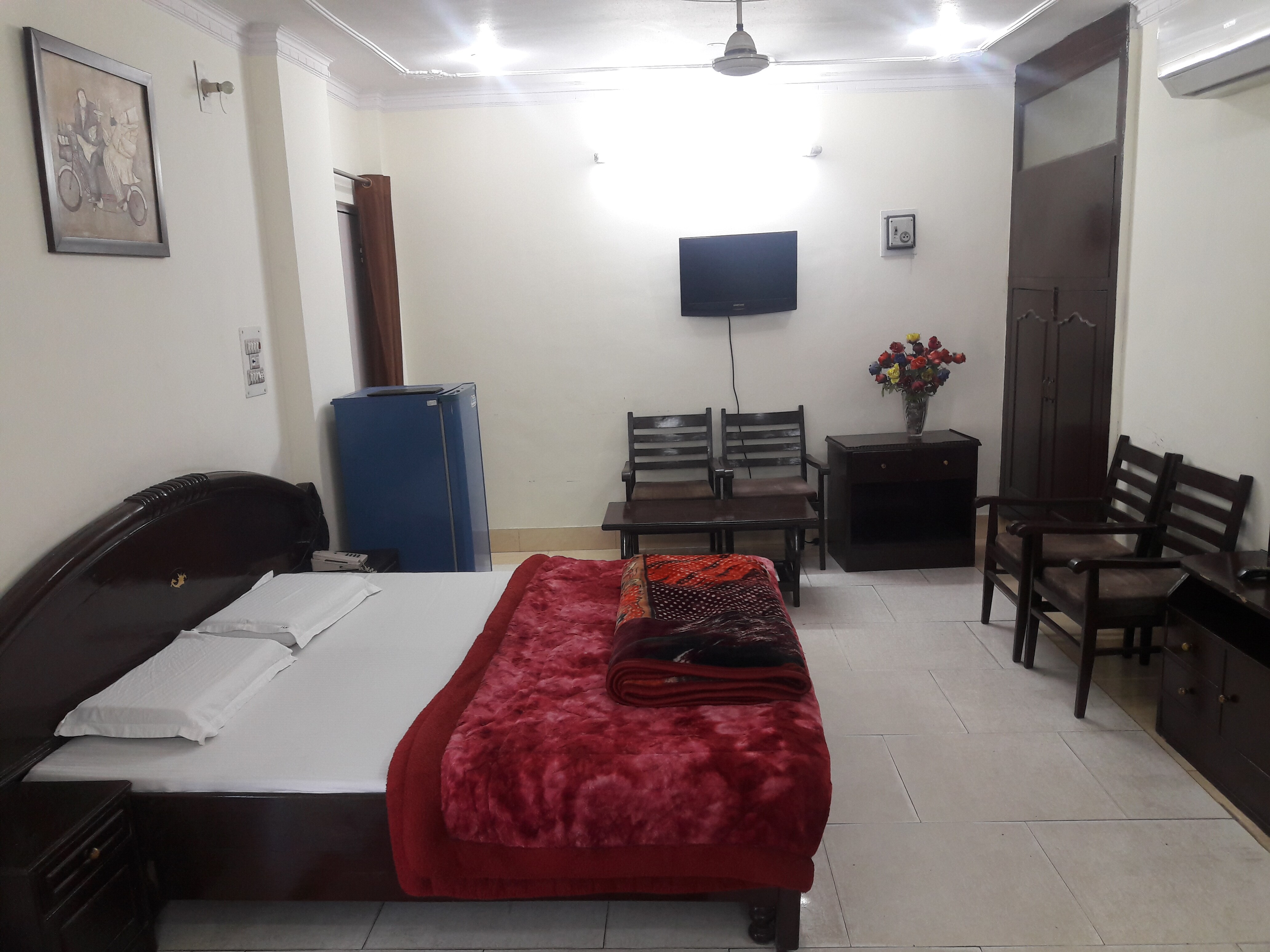 Hotel Rohit Residency - Tap to explore photos