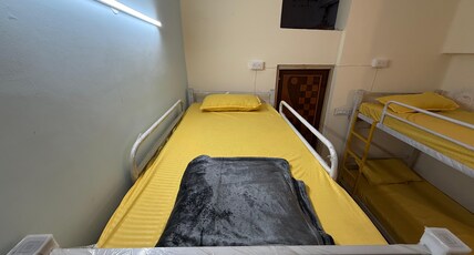 Suitcase Stories Room Type - 4 Bed Female Ac Dorm