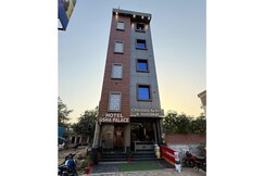 Hotel usha palace